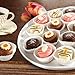 Produktbild Petits Fours (16 Stück = 500g) Feines Marzipan mit einer luftigen Makrone als Kern, das sind unsere Petits Fours.€29,90/kg