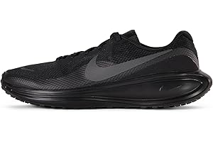 Nike Men's Revolution 8Sneaker