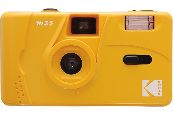 KODAK M35 DA00233 - Appareil Photo Rechargeable 35mm, Objectif Grand Angle Fixe, Viseur Optique, Flash Intégré, Pile AAA – Jaune