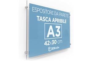 3DSCUBE Espositore in plexiglass di ALTISSIMA qualità, da parete, targa a tasca apribile in plexiglass, porta avvisi e depliant formato A3 orizzontale 42×30 cm, completa di distanziali in alluminio
