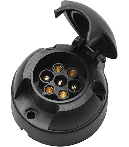 Hella 7-pin Plug Socket with Fog Light Cut-off 8JB 001 943-011 | Trailers