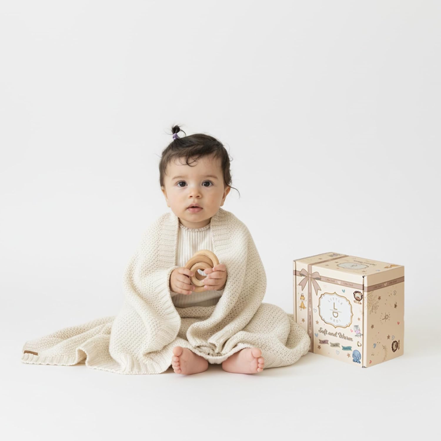 Little Dedi ZOE Baby Blanket Beige - Stroller Blanket & Cuddle Blanket made from 50% Recycled Cotton & 50% Polyester - GRS & OEKO-TEX Class 1 - Soft & Washable - Gift Box