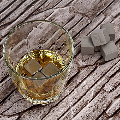 Navaris 9x Whiskey Steine Set aus Granit – Würfel Kühlsteine in Grau in Geschenk Holzbox mit Samt Beutel Chilling Cubes - 2
