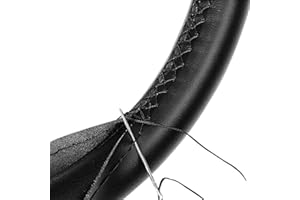 AUTOZOCO Funda para Volante con Agujas E Hilo, Cubierta Volante para Coser para diámetro 37/38 cm, Protector Volante de Coche, Anti Deslizante, Acabado Listo, Diseño Negro con Hilo Negro