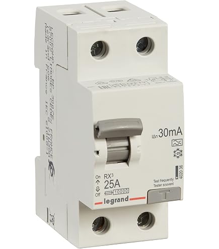 Legrand Gabelkammschiene 3-polig, 212 Mm, Für 4 Geräte, Querschnitt 10 Mm²