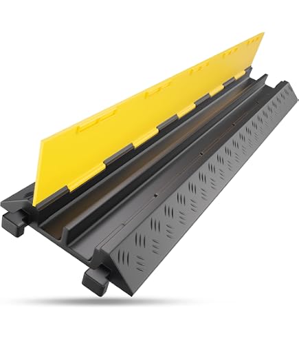 On1shelf Copertura protettiva per pavimenti collegabile a media resistenza, protegge e previene il rischio di inciampo, cavità del cavo 30 mm (larghezza) x 10 mm (altezza) | nero (1 m