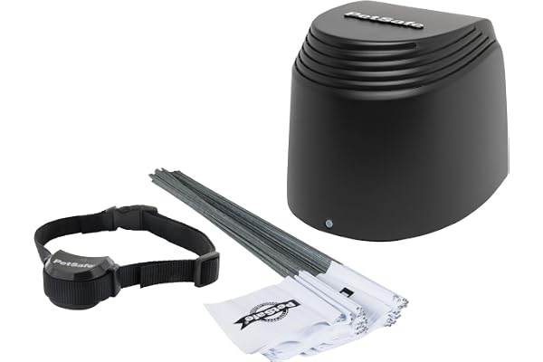 PetSafe Stay & Play Compact Wireless Pet Containment System with Rechargeable Collar, LCD Screen for Adjustable Circular Perimeter, up to 3,000 m², Suitable for All Your Pets, Portable System