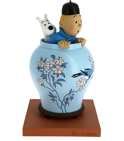Moulinsart Collectible figurine Tintin in astronaut 8cm