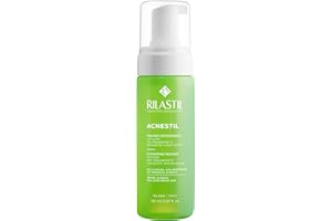 Rilastil Acnestil Mousse Detergente, Formula Delicata, Pelli con Tendenza Acneica, Confezione da 150ml