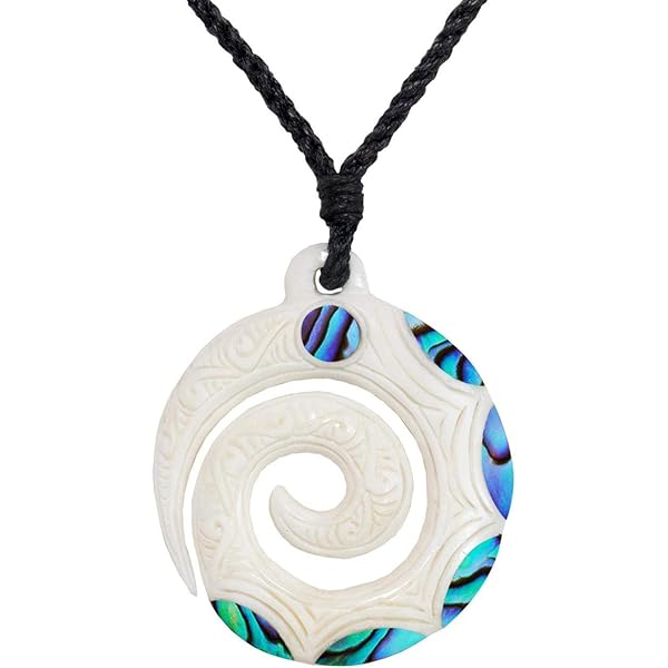 81stgeneration Ciondolo Pikorua a Doppia Torsione in Osso Intagliato a Mano | Accessori da Surfista per Uomo | Collana Tribale Fatta a Mano in Cordino Nero | Gioielli Naturali in Stile Maori