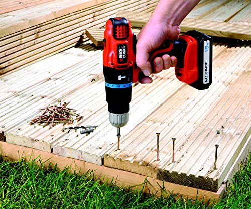 Black+Decker 18V Li-Ion 2-Gang Akku-Schlagbohrschrauber, Akkuschrauber, 10+1 Drehmomentstufen, ergonomischer Softgriff, inkl. Koffer, 2 Akkus 1.5Ah, Doppelbit und Ladegerät, EGBL188KB - 2