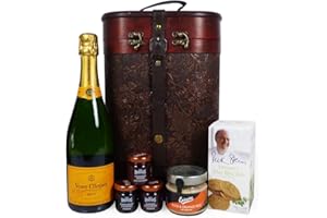 FINE FOOD STORE 75cl Veuve Clicquot Champagne and Nibbles Gift Food Hamper presented in Vintage Style Wine Carrier - Gift ideas for Mum, Mothers Day, Birthday, Anniversary, him, her, Corporate, Business