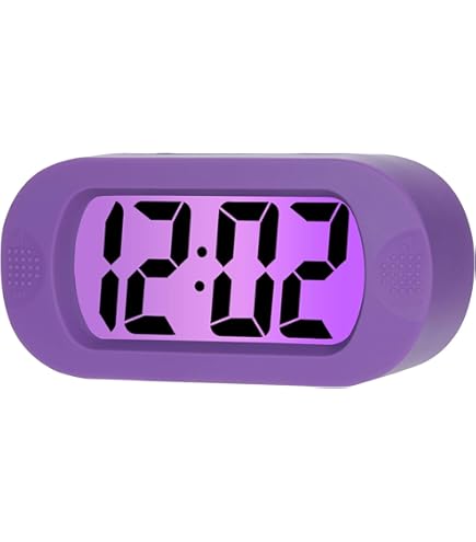 apm Snooooze Réveil Numérique pour Chambre, Horloge de Bureau à Piles, Alarm Clock Numérique avec Veilleuse Intelligente, Affichage 12/24H - C°/F° - Date, pour Ado, Adulte et Enfant, Noir, 425031