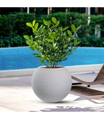 Caspò Vaso In Resina Sfera Rigata Shabby - Verde - Diametro 40 Cm X Altezza 33 Cm