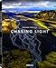 Produktbild Chasing Light. Ein Buch mit wunderschönen Naturaufnahmen aus der ganzen Welt (Deutsch, Englisch, Französisch) - 25x32 cm, 224 Seiten