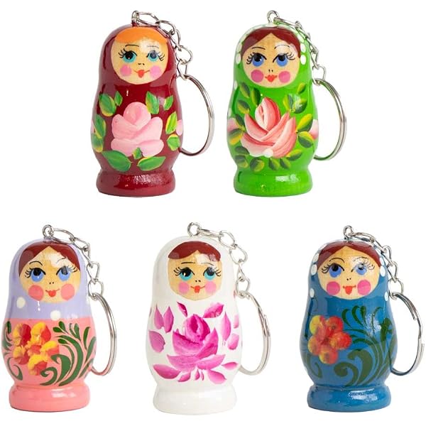 Modello Senza Cucure Piega Di Matryoshka Della Bambola Russa Sul Nero Illustrazione Di Stock Modello Senza Cuciture Piega Di Matryoshka Della Bambola Russa Sul Nero Image51370052