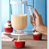 Hamur Porsiyonlayıcı 900ml, Pankek ve Kek Hamuru Dağıtıcı, Damlatmaz Mekanizma, &Ouml;l&ccedil;ekli Şeffaf G&ouml;vde, Bulaşık Makinesinde Yık