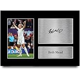 HWC Trading A4 Beth Mead England Regali Stampati Autografo Firmato Foto Per Gli Appassionati Di Calcio Femminile E Sostenitori - A4