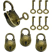 Vecchia e antica valigia o bagaglio in ottone Supreme o piccola scatola portagioie con lucchetto e chiave - Italia