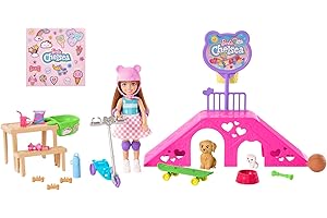 Barbie Chelsea Parque de Skate Muñeca con patinetes, Mascotas y Set de Juego con Accesorios, Juguete de Regalo +3 años (Mattel HJY35)