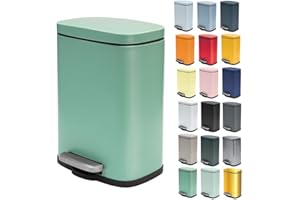 Spirella - Poubelle de Salle de Bain à Pédale en Inox AKIRA - Fermeture Douce Easy-Close, Revêtement Anti Trace de Doigts - 21,4 x 17,6 x 30 cm - 5L - Vert Mat