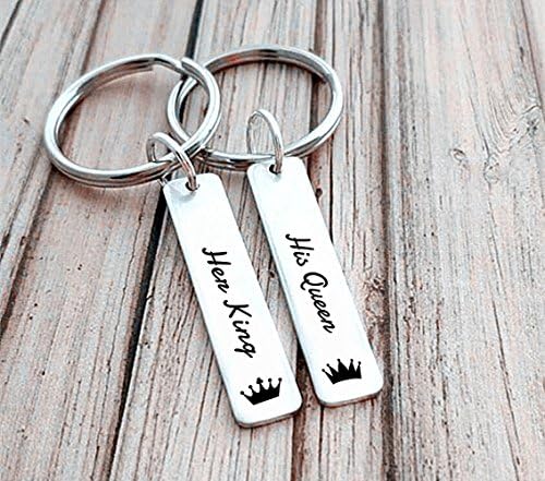 His Queen Her King Couples Keychains Set His and Hers Matching Set Gift for Vanlentines Day Wedding Anniversary (2pcs)