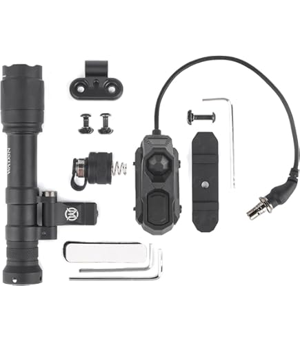 SBGJMY M300A Lampe de poche tactique Scout Light 600 Lumens, lampe de poche M300 avec pressostat, torche tactique avec rail Picatinny 20 mm pour le camping, la randonnée (Noir