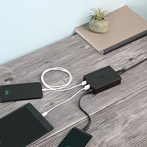 AUKEY Quick Charge 3.0 Caricabatterie USB da Muro 6 Porte 60W Caricatore USB per Samsung Galaxy S8 / Note 8, LG G5 / G6, Nexus 5X / 6P, HTC 10, iPhoneÂ XÂ /Â 8Â /Â 8Â Plus, iPad, Smartphone e Tablet ecc.