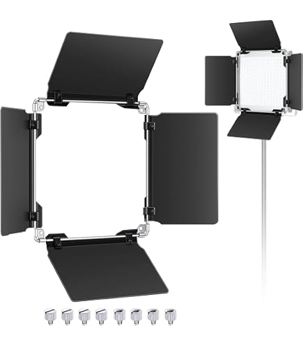 Godox SA-D Kit di 3 illuminatori a led S30 con messa a fuoco 3 stati Godox SA-D Kit di 3 illuminatori a led S30 con messa a fuoco 3 stati