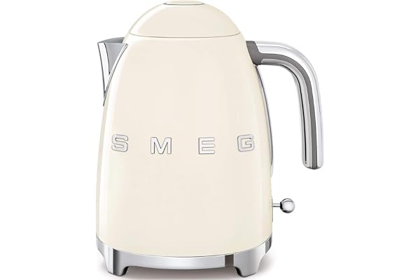 Smeg, Bouilloire Électrique KLF03CREU 1,7 L, Filtre Anticalcaire Lavable, Arrêt Automatique de Sécurité, Indicateur Niveau d'Eau, Base Antidérapante,Range Cordon Intégré, Puissance 2400W, Crème