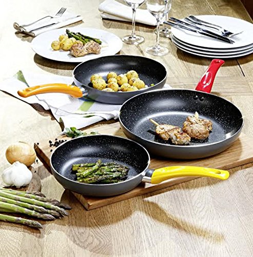 Preisvergleich Produktbild Pfanne mit marmorierter / keramischer Antihaftbeschichtung - Bratpfanne - Grillpfanne - Schmorpfanne - Braten - Kochen - Stielpfanne - Universalpfanne - Aluminiumkern - Keramikbeschichtung - Spülmaschinenfest - Kunststoffgriff - schwarz - 28 cm