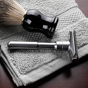 QSHAVE Adjustable Double Edge Classic Safety Razor with Razor Stand, 1 Razor & 1 Stand - Image 2