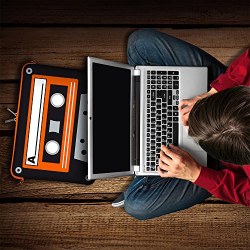 Digittrade Laptop Sleeve 15 Zoll Neopren Notebook Tasche 15 6 Ultrabook Schutzh  lle Laptoptasche schwarz 38 1-39 6  15-15 6 Zoll  Old School LS132-15