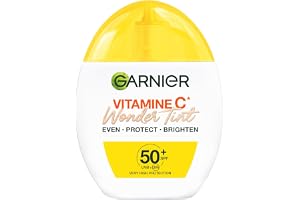 Garnier Vitamin C* Wonder Tint SPF 50+ ljus - Skyddar och lyser - tonad fluid med lätt täckning - 40 ml
