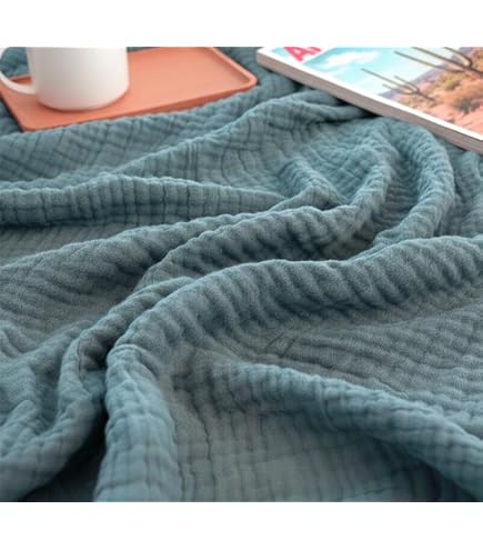 EMME Fleecedeken voor op de bank, zachte donzige deken, 230 x 270 cm, 3D-touch-ervaring, warme, behaaglijke veelzijdige eenpersoonsdeken voor bed, bank, fauteuils, beige