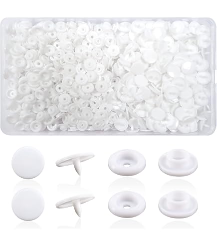 Lot De 12 Boutons Plastique Vert Cru 17mm & 20mm - Occasion, Pour Couture Et Déco