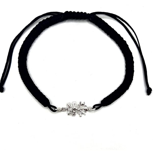 Bracciale Benedetto con Croce di Caravaca Argento - Filo Rosso con Sette Nodi - Amuleto della Fortuna - Protezione contro il Malocchio - Unisex, Pequeño, Argento