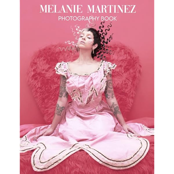 Melanie M.z calendar 2024: OFFICIAL Calendar 2024. Monthly Calendar FOR ALL  Music Lovers (Pop Singer Songwriter Celebrity) Kalendar Calendario  Calendrier : MALIE, OLANA: Amazon.co.uk: Everything Else