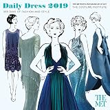 Daily Dress 2019 Calendar