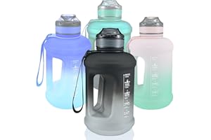 Goodatech Botella de Agua Deportiva, 1.8L/63 OZ, a Prueba de Fugas, sin BPA, con Marcador de Tiempo, Reutilizable para Atletismo, Ciclismo, Gimnasio, Oficina, Viajes al Aire Libre （Degradado_Negro）