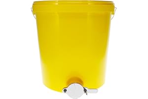 Germerott Bienentechnik Filling bin 25 kg with squeeze tap for easy and quick filling of spinned honey. Also ideal for young beekeepers who only have small quantities to fill.