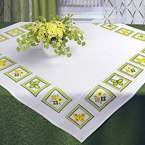 Bezaubernde Stickpackung " BUTTERFLIES AND FLOWERS " Tischdecke - Mitteldecke - 90 cm x 90 cm - Stickgarn 100 % Baumwolle - Kreuzstich mit Abzählmuster - zum Selbersticken und komplett zum Sofort loslegen - gezählter Kreuzstich - aus dem KAMACA-SHOP - Frühling - Sommer