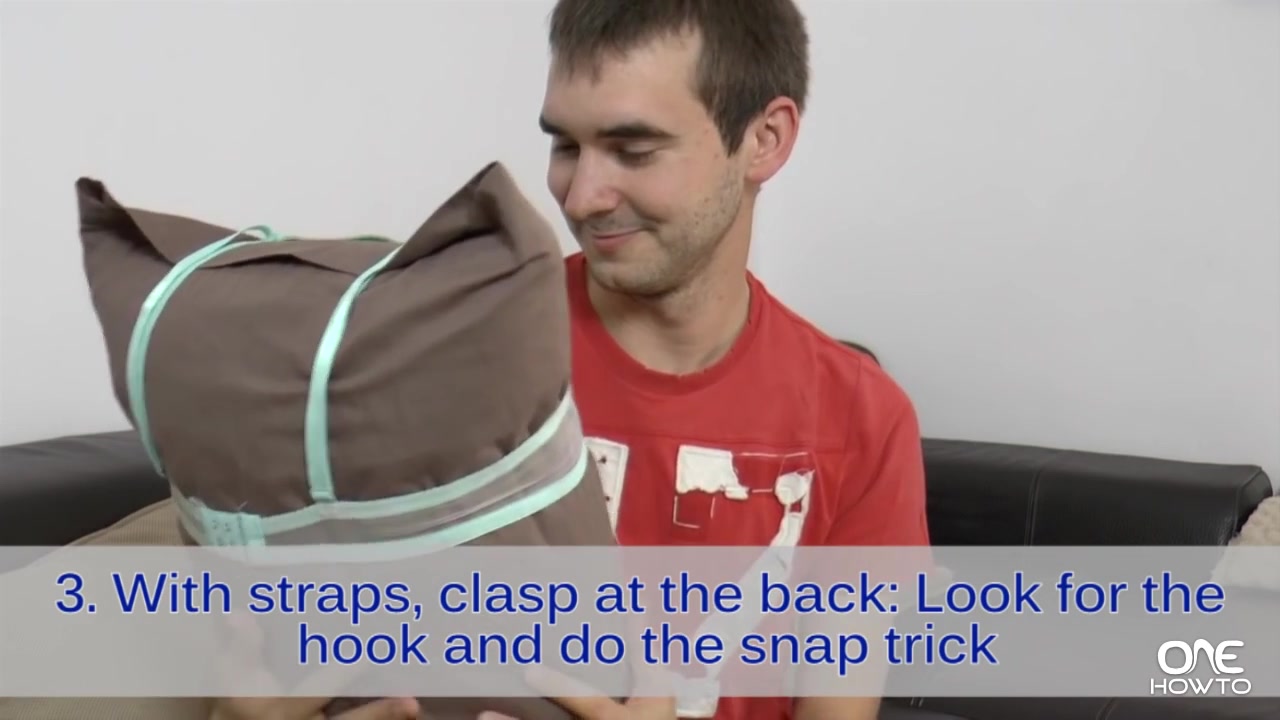 How to undo bra strap with one hand Amazon.co.uk Apps