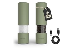 LARS NYSØM Salz- und Pfeffermühle Elektrisch 2er Set aus Edelstahl mit einstellbarem Keramik-Mahlwerk von grob bis fein I Automatisches Design Gewürzmühlen Set USB-C wiederaufladbar (Sage Green)