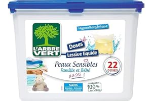L'ARBRE VERT - Lessive Capsule Liquide pour Peaux Sensibles - Famille et Bébé - Hypoallergénique - Sans Allergènes - 22 Capsules Lavages - 580,8 GR - Certifiée Label ECARF