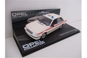 IXO OPEL SENATOR A2 1/43 NOTARZT 1982-1986