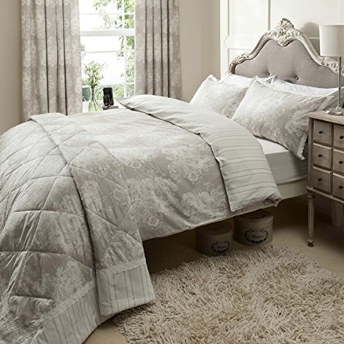 Catherine Lansfield Versaille Bedspread