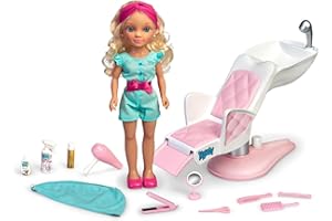 Nancy - Un día de peluquería, Muñeca Rubia con Pelo Rizado, sillón de peluquería y Accesorios de Belleza y estética, Regalo para niñas y niños a Partir de 3 años, Famosa, (700016704)