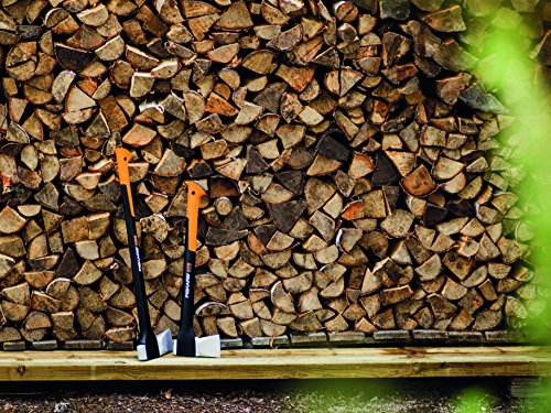 Fiskars Hacha M X17, Incluye protector para cuchilla, Longitud: 60 cm, Negro/Naranja, 1015641