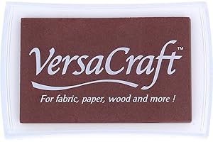 TSUKINEKO Tinta VERSACRAFT para Textil Color Chocolate 95x65mm. Almohadilla